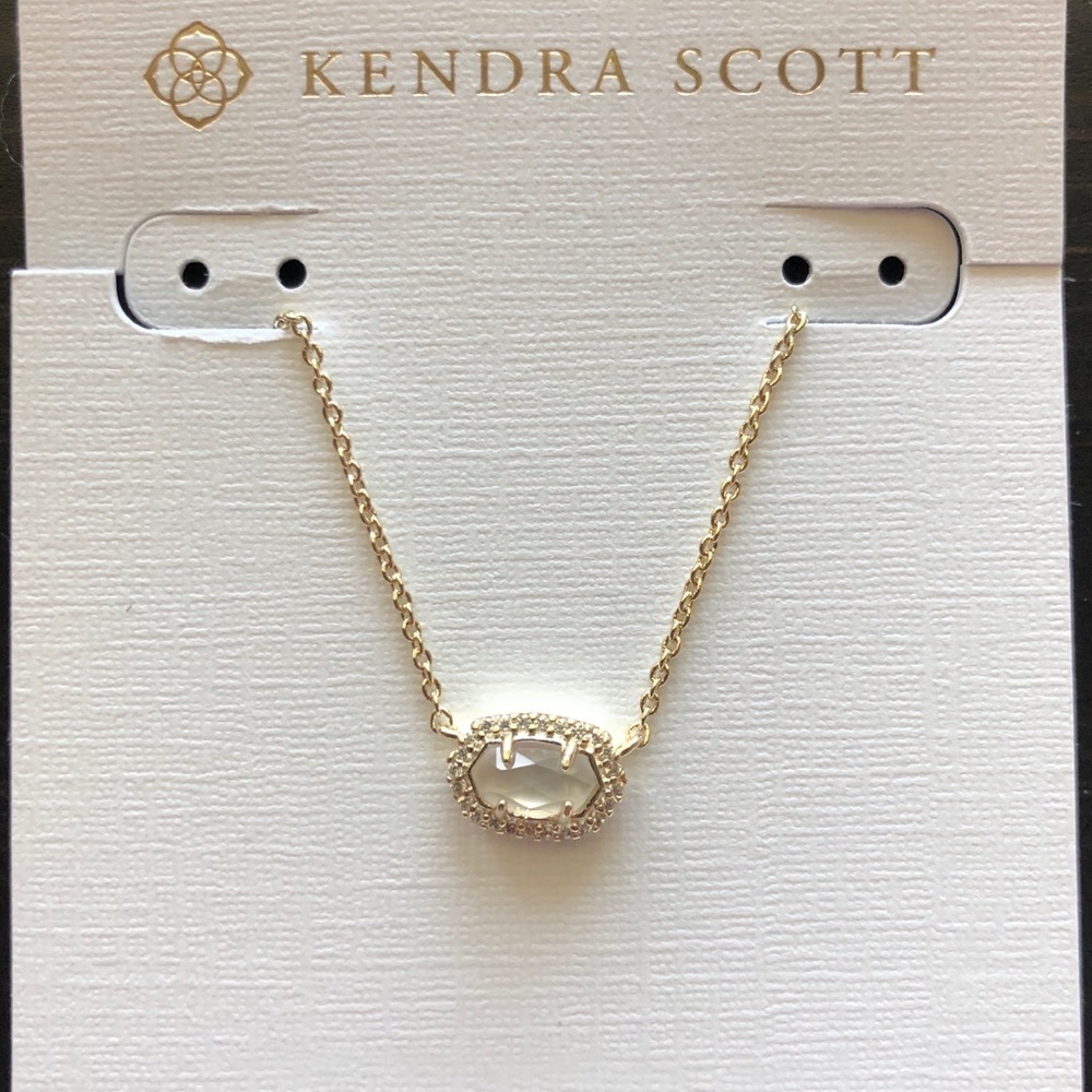 Kendra Scott Chelsea Gold Pendant